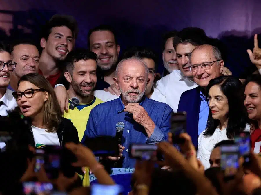 AFP__20261026__D4EJ8UH__v1__HighRes__BrazilElectionRunoffVote