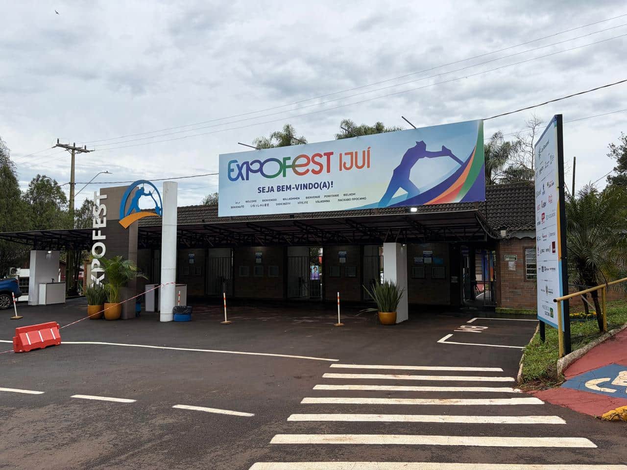EXPO