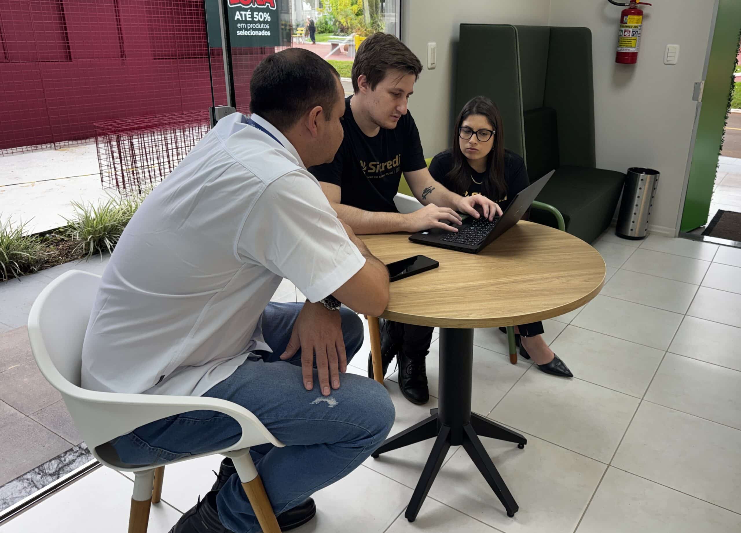 Sicredi na Expofest